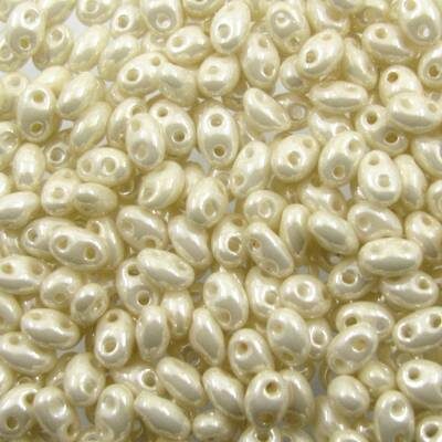 pērlītes TWIN 2.5x5mm kafijas krēmkrāsas perlamutrīgas "Eggshell lustered" (25g) Čehija - j2103