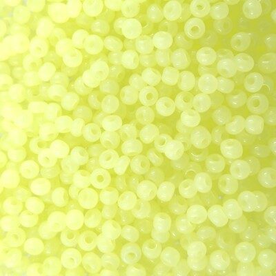 pērlītes N9 citrondzeltenas pienainas "Yellow Alabaster" (25g) Čehija - j139