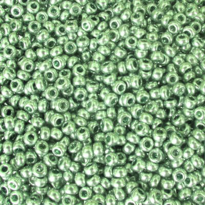 pērlītes N10 zaļas metāliskas "Green metallic" (25g) Čehija - j1364
