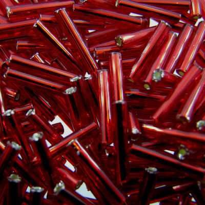 pērlītes trubiņas 13mm sarkanas ar spoguli "Siam Ruby silver lined" (25g) Čehija - j1488
