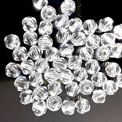 pērle konuss 4mm Crystal